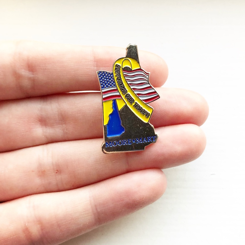 New Hampshire ‘Supporting Our Troops’ lapel pin
